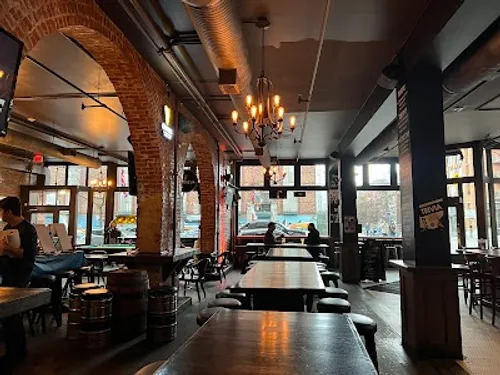 Image of London Pub