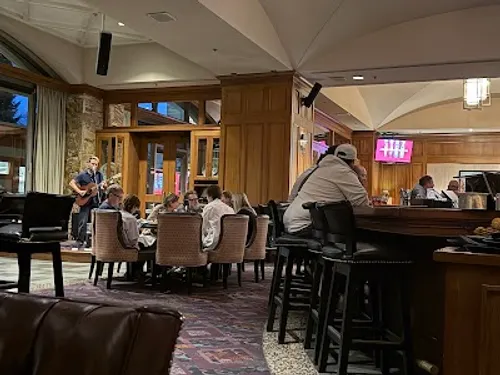 Image of Mallard Lounge
