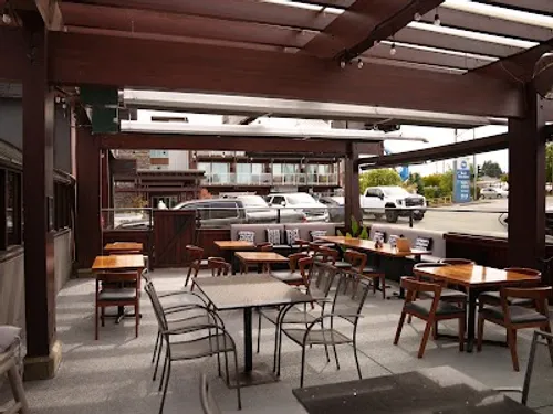 Image of Night Owl Kitchen + Bar Courtenay