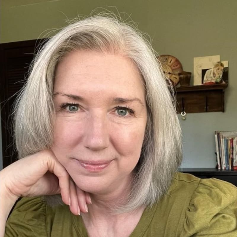 Lisa Crawford, Creative Writer