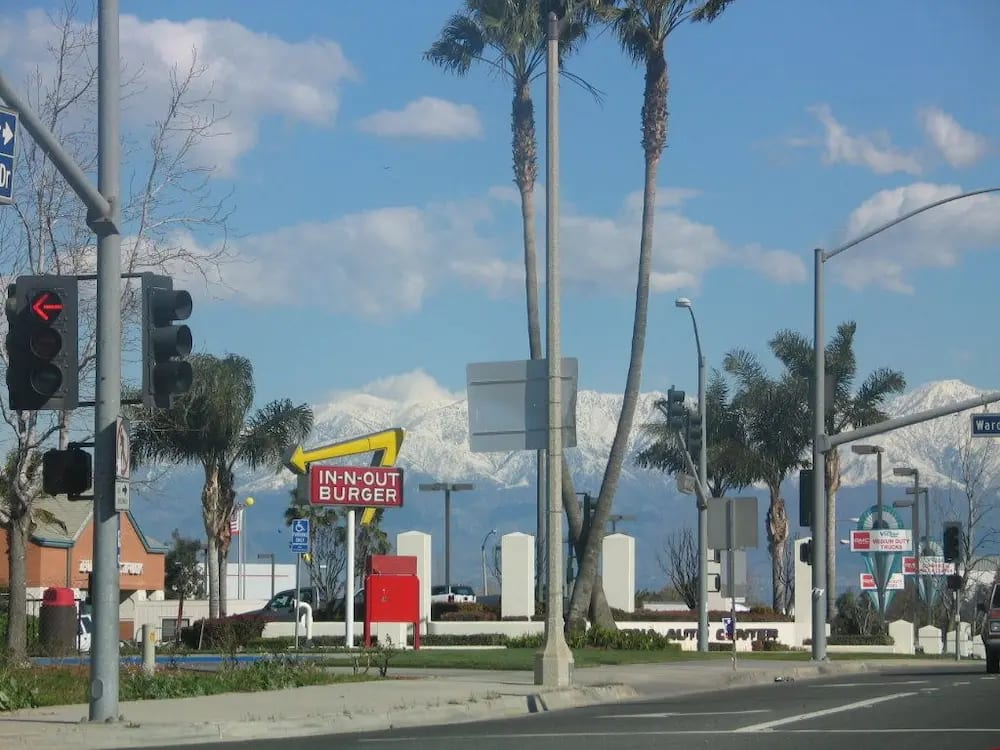 Movers in Corona, CA