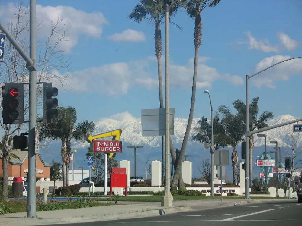 Movers in Corona, CA