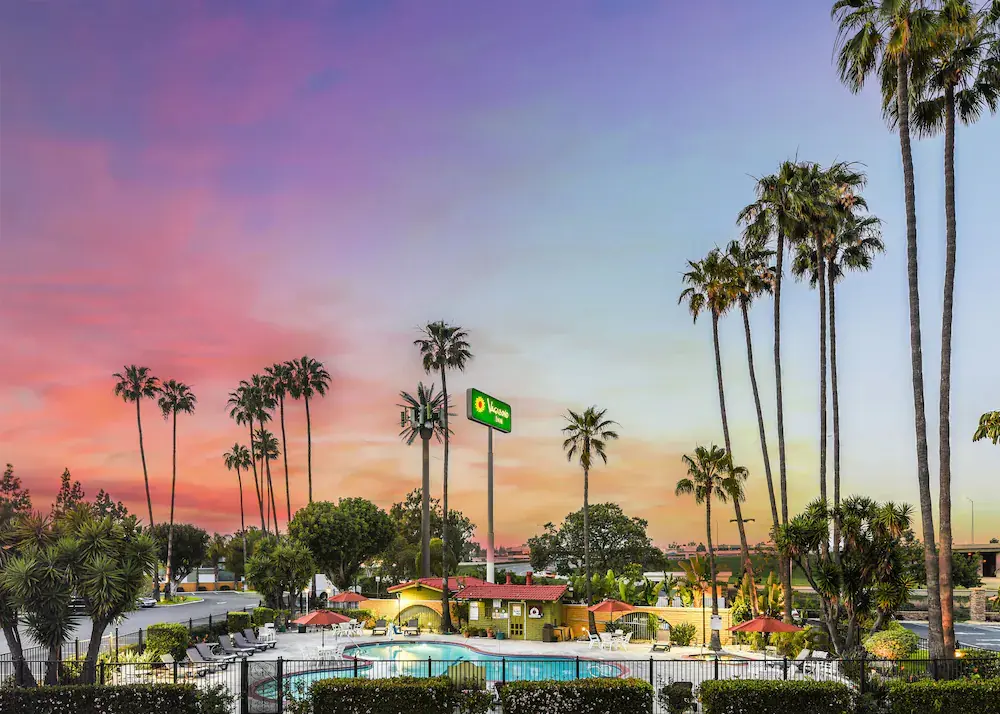 Movers in Costa Mesa, CA