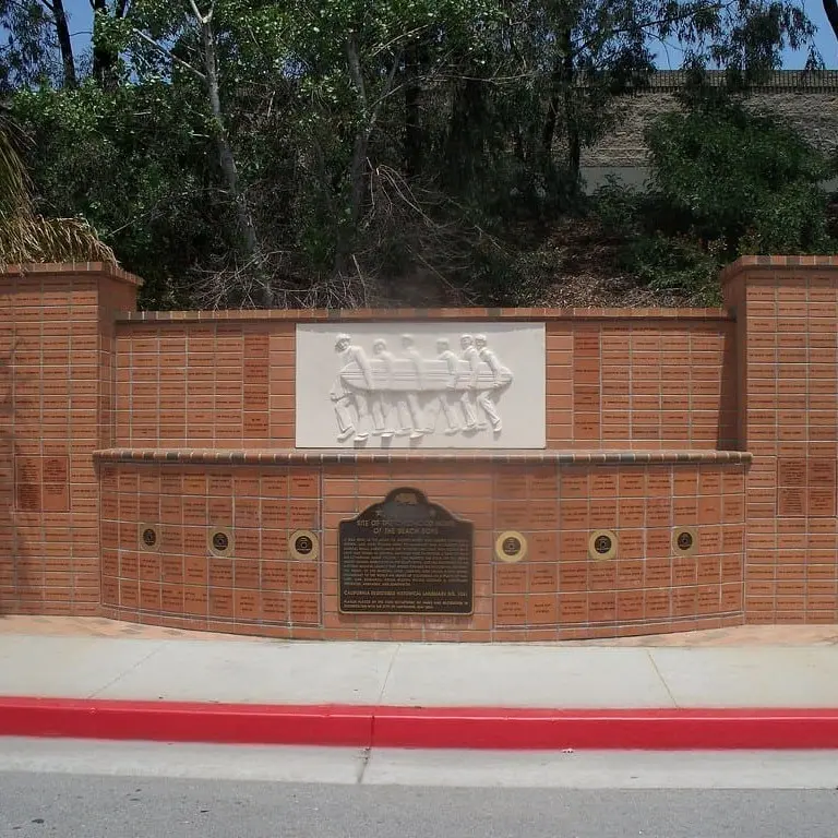Beach Boys Monument SVL