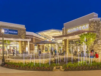 Tanger Outlets Southaven SVL