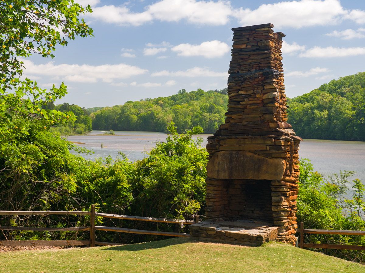 The Best Neighborhoods in Sandy Springs SVL