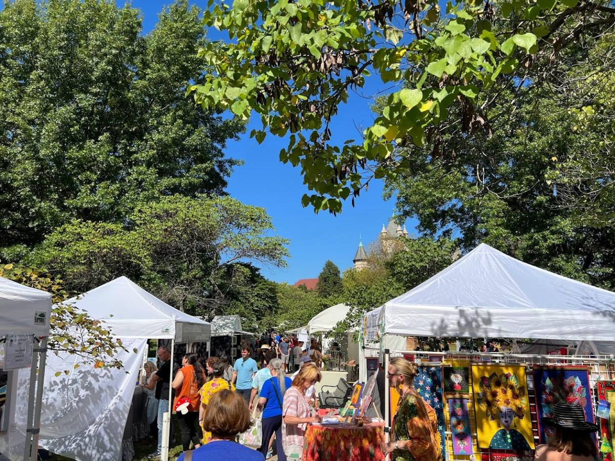 Massachusetts Street (Shopping/Dining) SVL