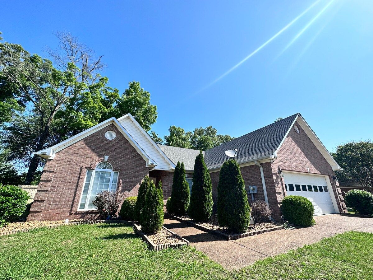 Southern Hospitality Retreat SVL