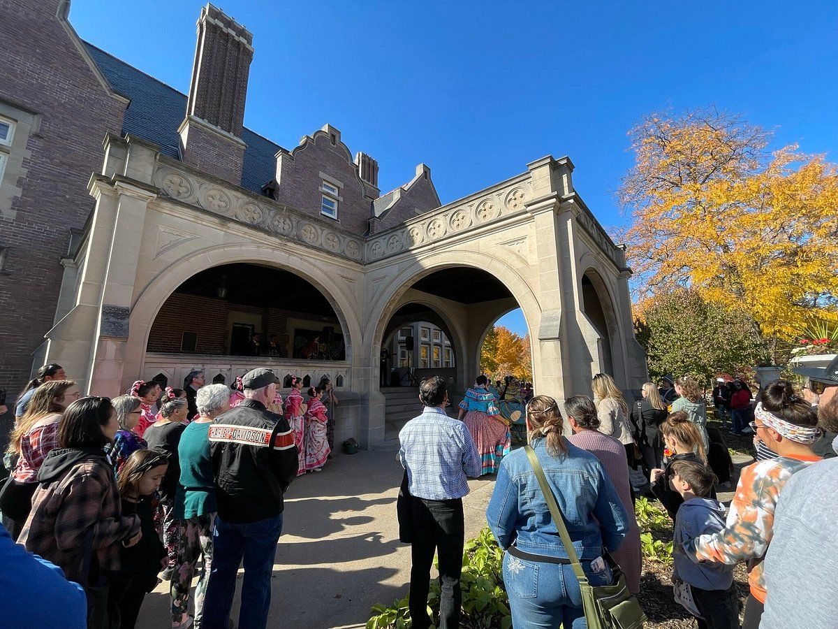 Oshkosh Public Museum Escape SVL