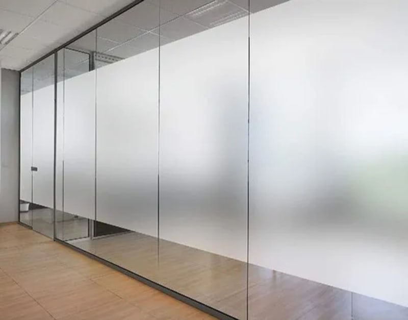 Applicazione pellicole per riqualificazione muri aziendali Roma