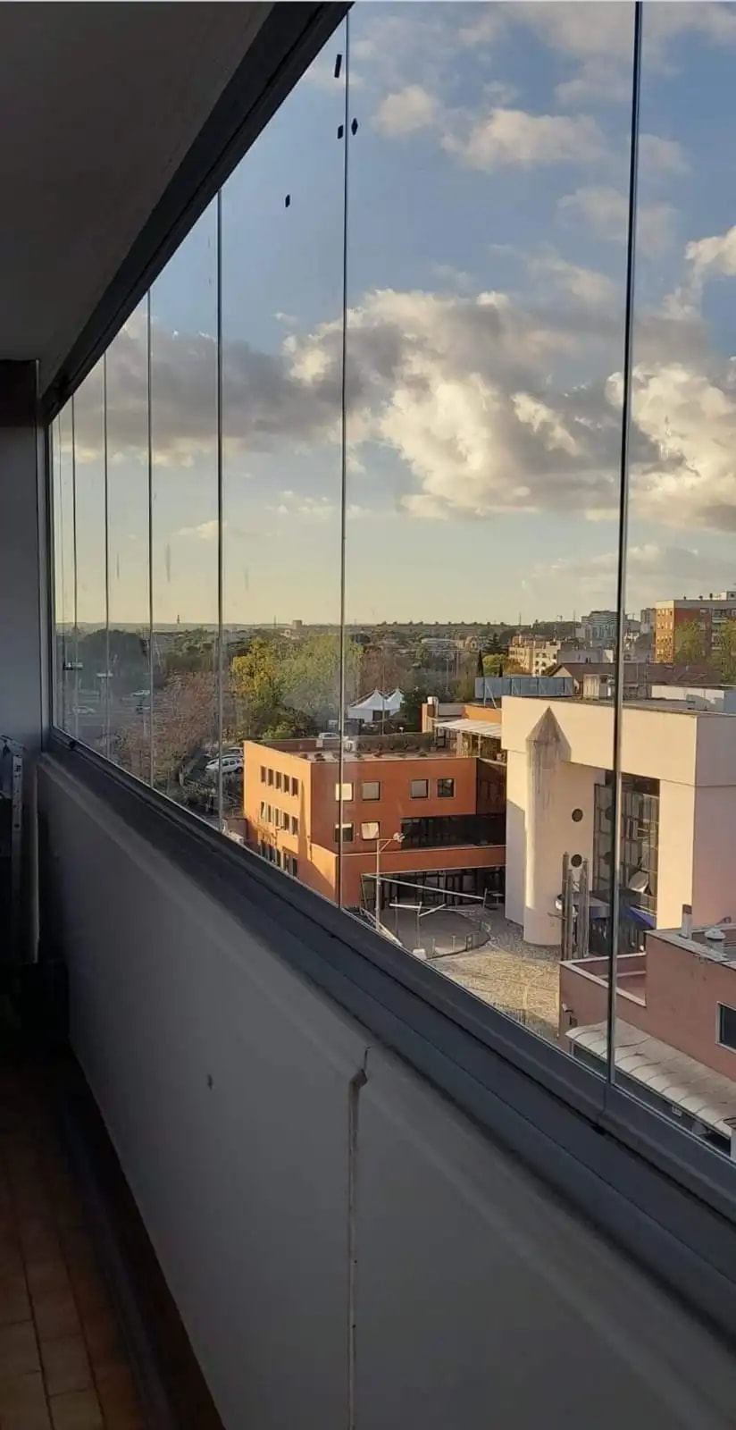 Vetrata panoramica a scomparsa Roma - Protezione balcone trasparente