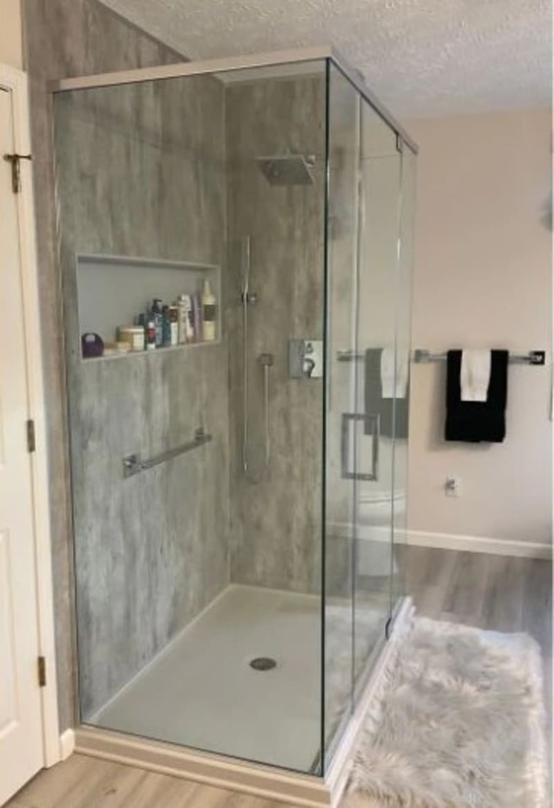 Dopo - Loft Prati: Box Doccia su Misura