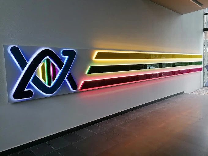 Lettere scatolate LED retroilluminate per negozi e uffici a Roma - Insegne tridimensionali in alluminio con illuminazione LED