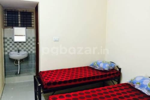 KN PG in Sector 62, Noida