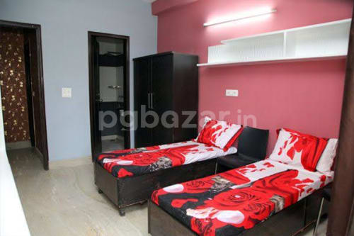 SR PG in Sector 83, Noida
