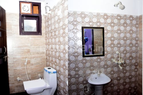 Xact Homes Pg (London Girls) in Sector 126, Noida
