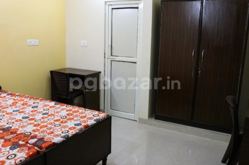 Samrat hostel boys pg in Sector 126, Noida