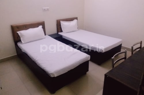 Pacific palace girl pg in Sector 126, Noida
