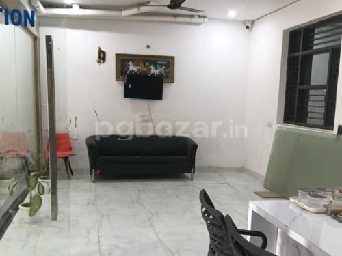Divine Stay in Sector 69, Gurugram — photo 2