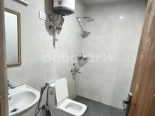 Harman Pg in Sector 28, Gurugram — photo 4