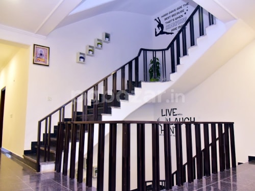 Nirvana Pg in Sector 28, Gurugram — photo 5