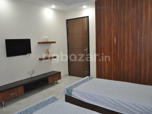 Shivmay Girl's PG in Sector 42, Gurugram — photo 4