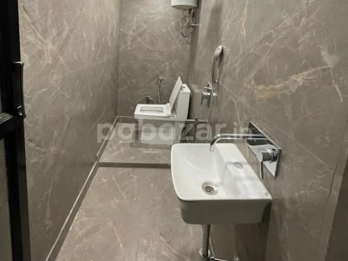 Divya Dubey girls pg in Sector 40, Noida — photo 4