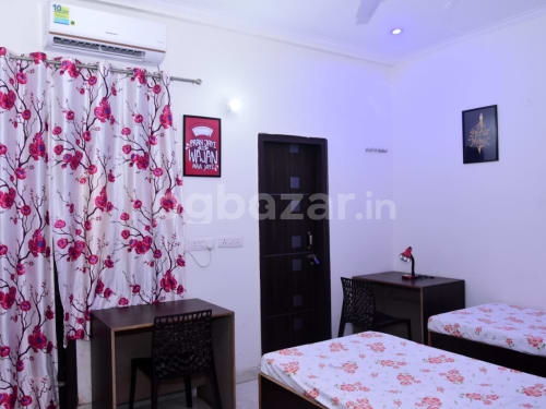 Xact Homes Pg (London Girls) in Sector 126, Noida — photo 5