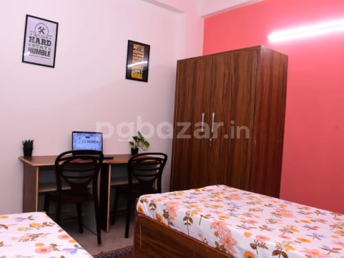 Xact home PG ( Wuhan Girls) in Sector 126, Noida — photo 2