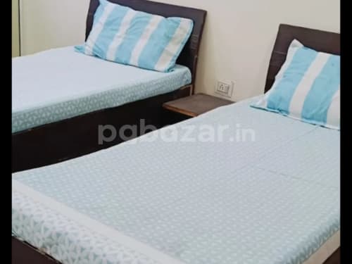 Vizima Living Girls hostel and PG in Sector 126, Noida — photo 3