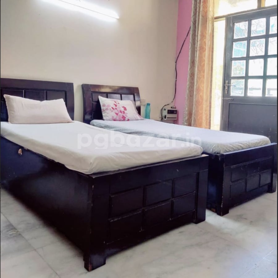 Calista PG in Sector 69, Gurugram — photo 1