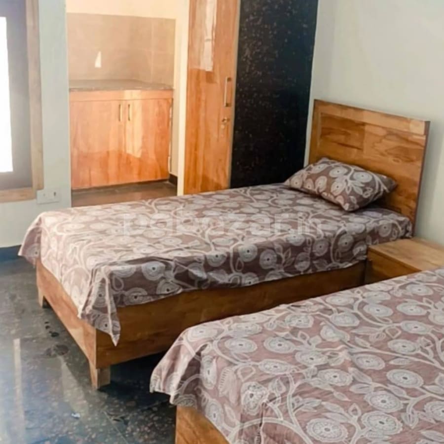 Golden saty pg in Sector 62, Noida — photo 1