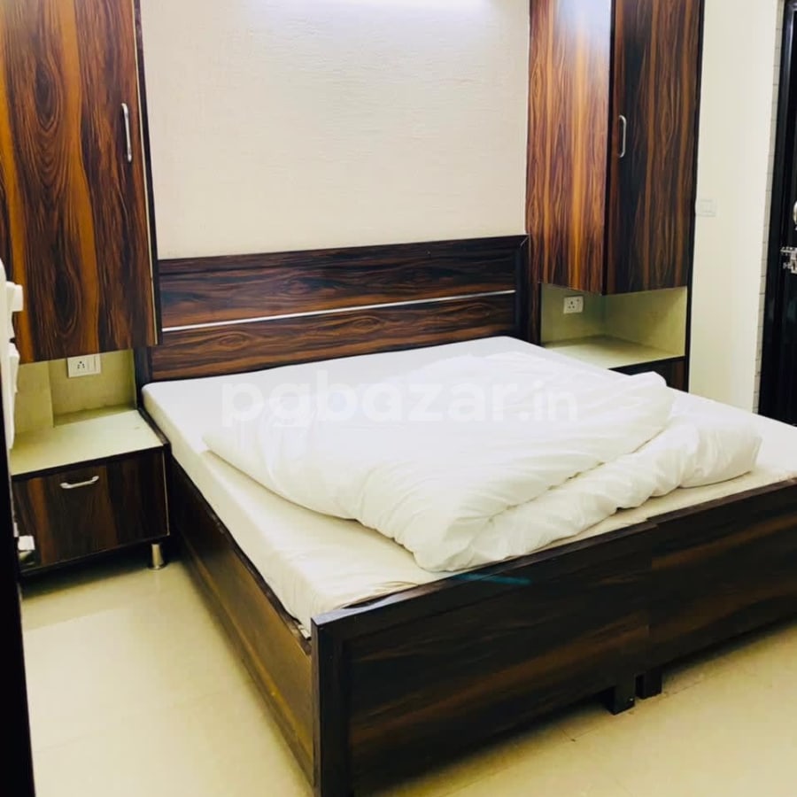 V S House Pg in Sector 24, Gurugram — photo 1