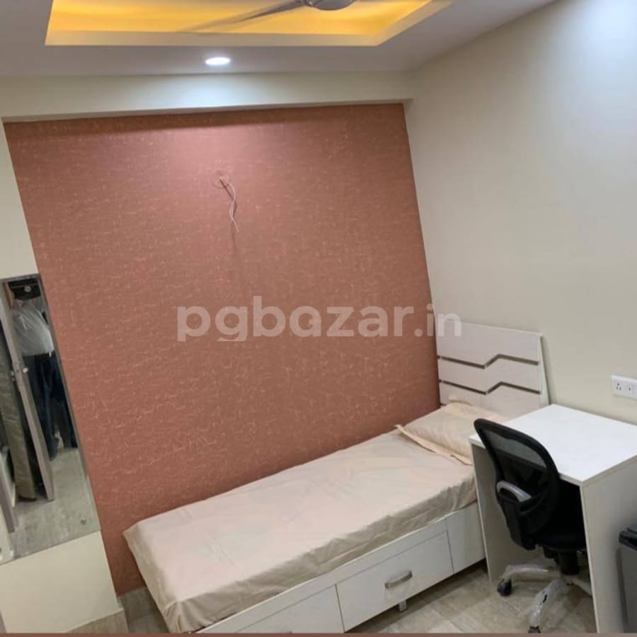 Tulip Residency homes and pg in Sector 126, Noida — photo 1