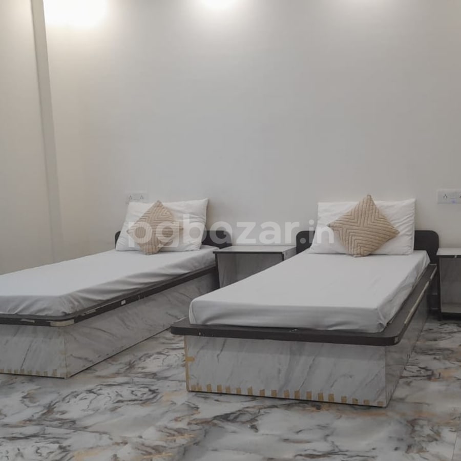 Sidhivinayak boys PG in Sector 126, Noida — photo 1