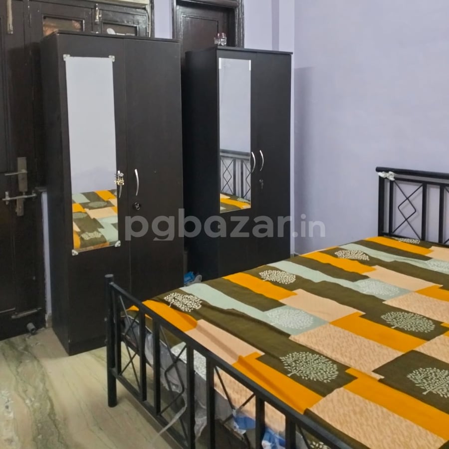 Kajal girls pg in Jhilmil colony, Delhi — photo 1