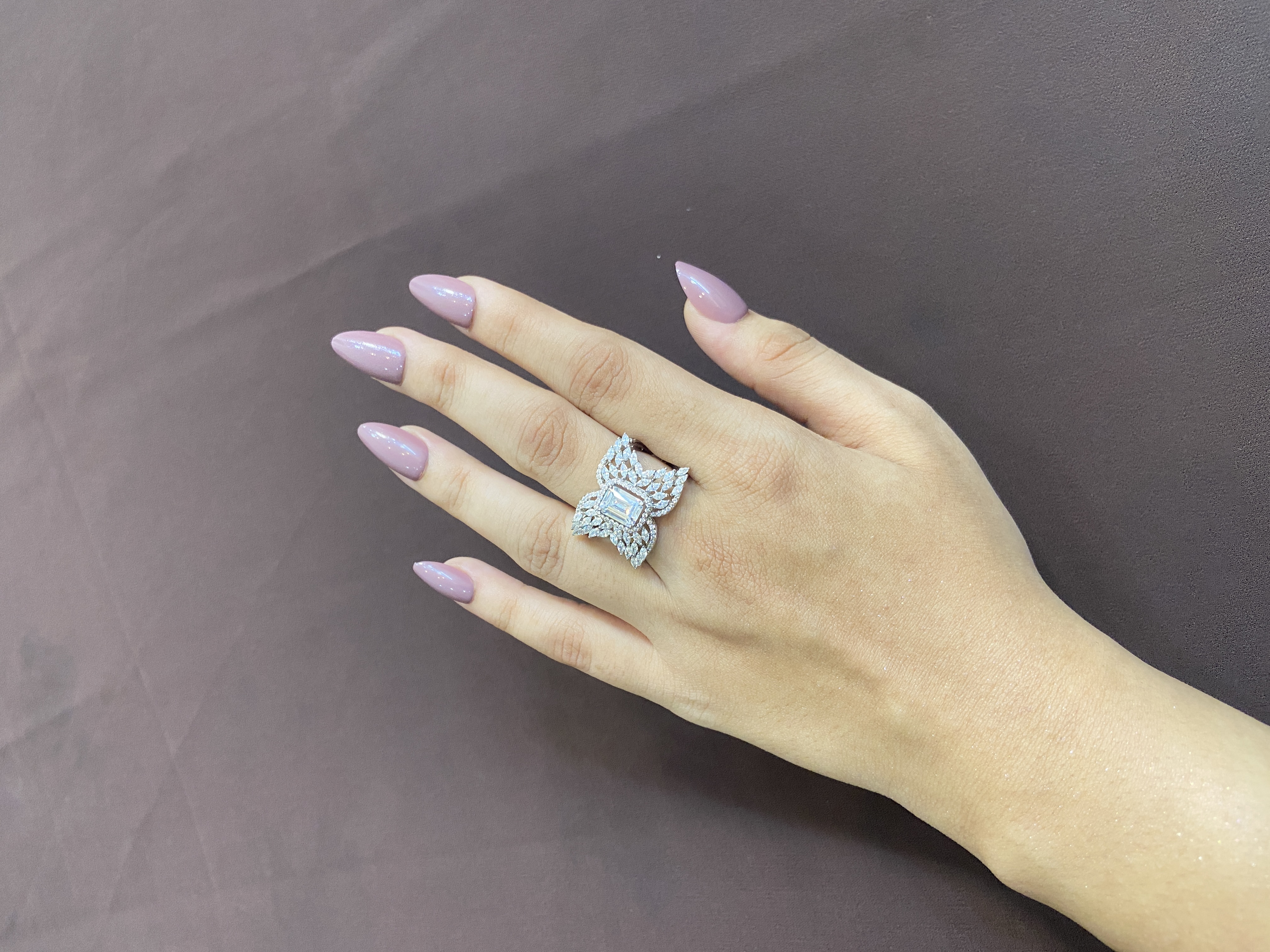 BUTTERFLY SHAPE RING WITH WHITE STONES