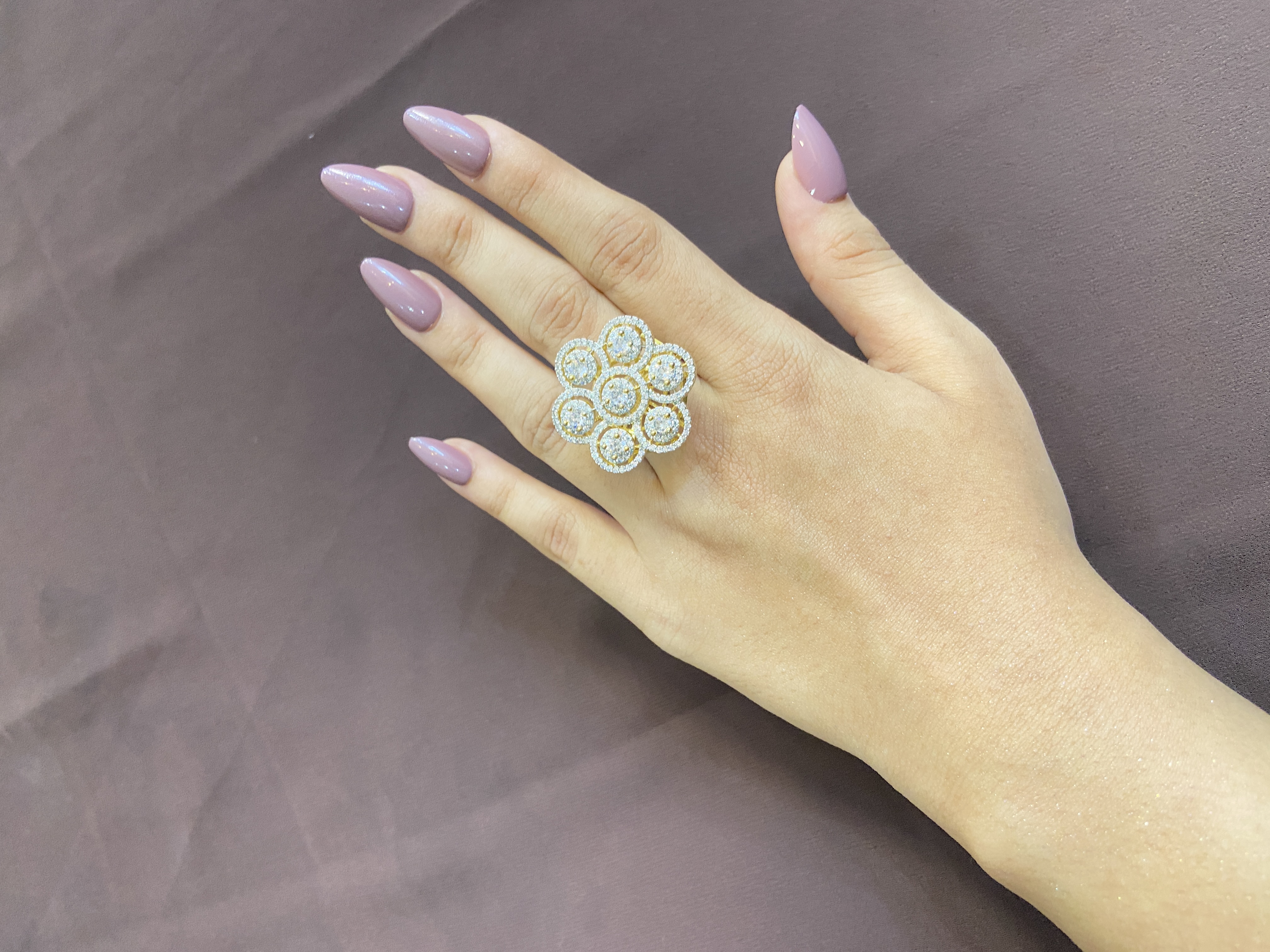 GOLD & SILVER EXCLUSIVE FLORAL DESIGN RING