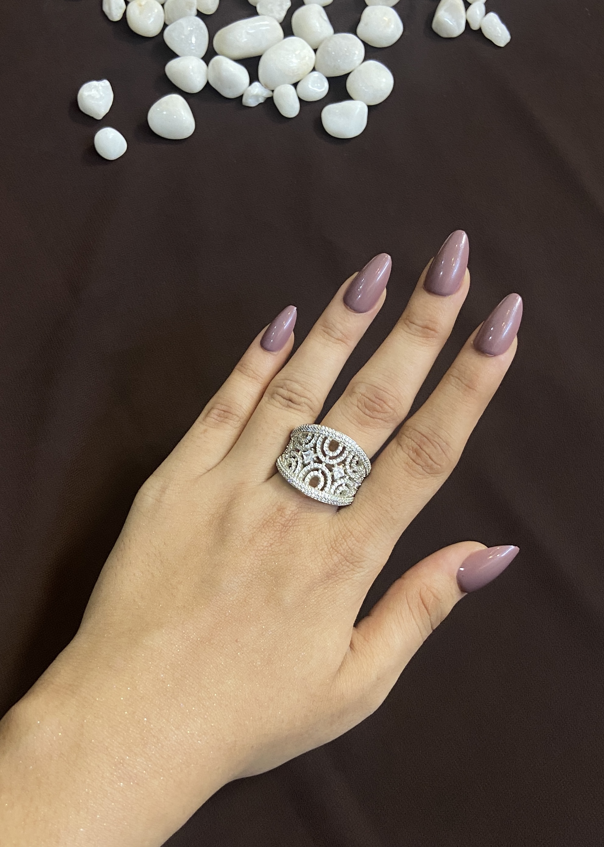 DESIRE DESIGN RONG WITH CENTRE ELEGANT DIAMOND