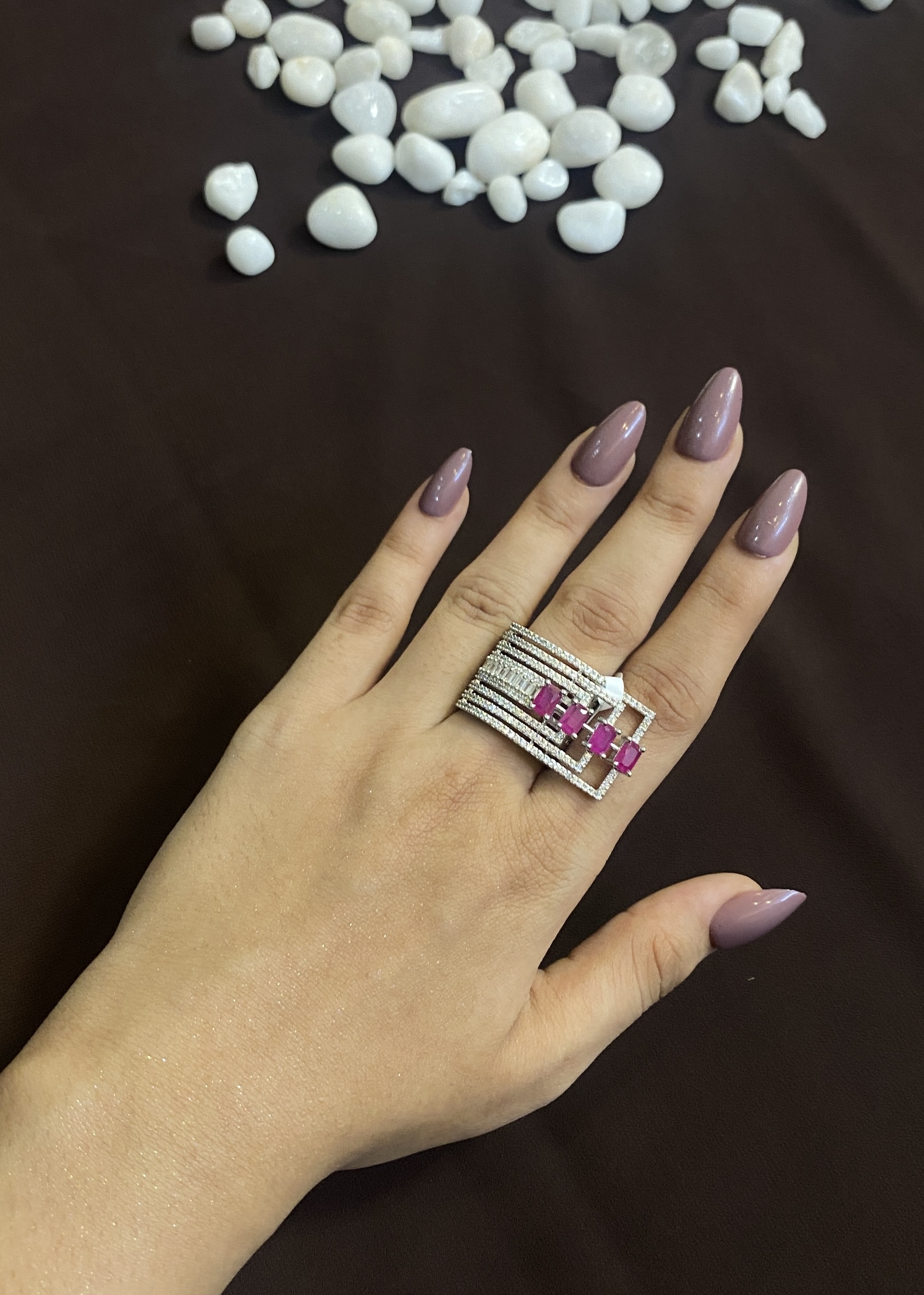RUBY STONE RING WITH SIDE EXTEND DIAMOND RING