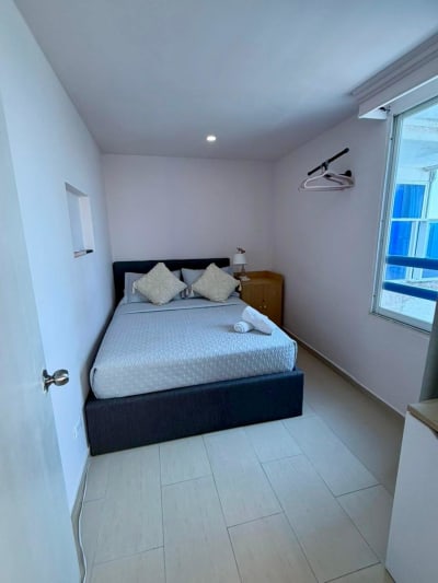 Apartamento Piso 17 en El Laguito | Balcón con Vista al Lago y al Mar en Cartagena de Indias, Bolívar – foto 4