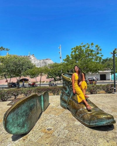 Explora la ciudad de Cartagena a bordo de una típica chiva. en Cartagena de Indias, Bolívar – foto 3