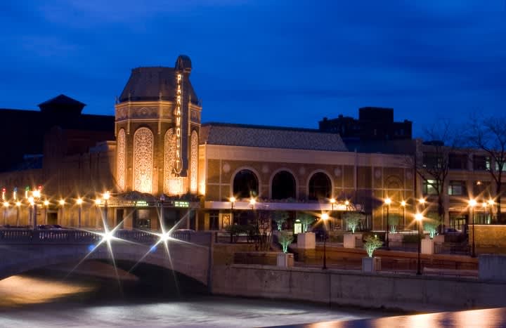 What’s Happening in Aurora, IL?