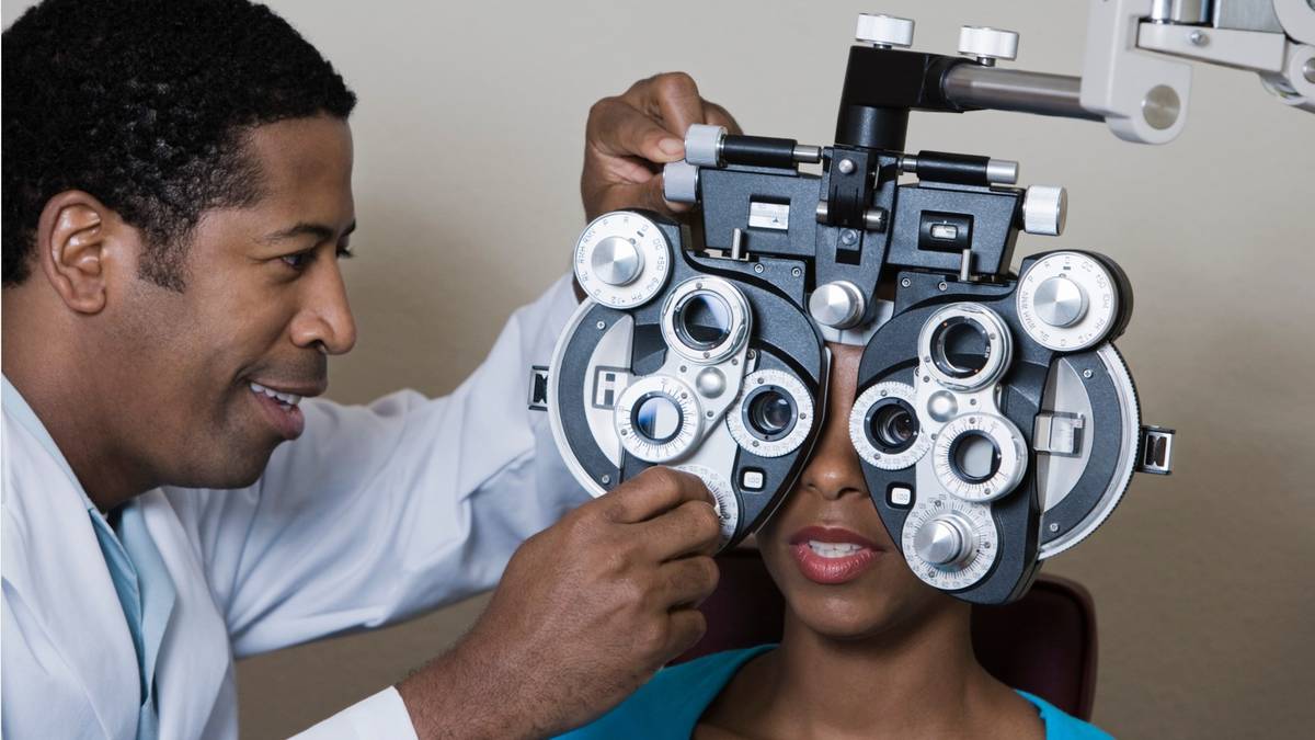 Optometrist