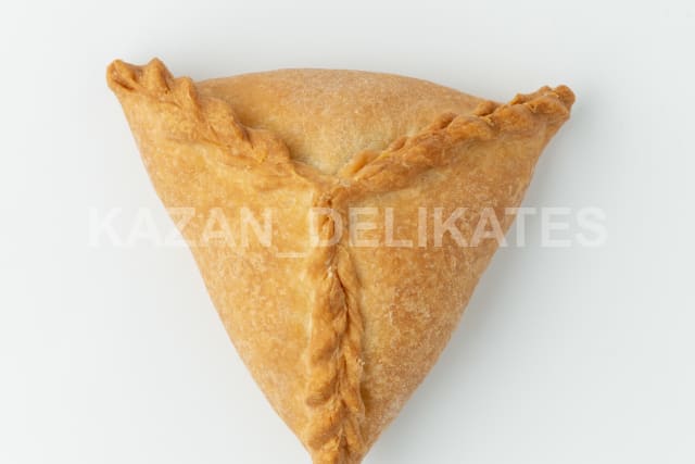 Echpochmak with Beef & Potato (Tatar triangle pie). Echpochmak with beef and potato | Halal Tatar pastry from Ka