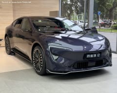 12 94.5 kWh (313 Hp) Single Motor