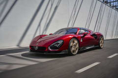 33 Stradale 102 kWh (750 Hp) Electric AWD