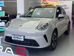 5 45.3 kWh (204 Hp)