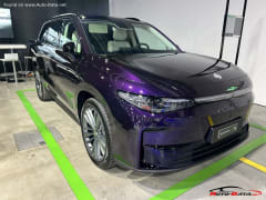 C16 67.7 kWh (292 Hp) Electric 6 Seat