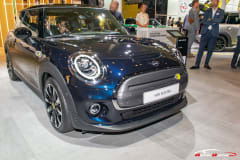 Electric 32.6 kWh (184 Hp)